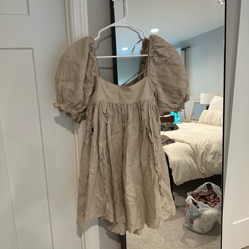 Light brown/Tan/Cream Mini Dress with Puffy Sleeves